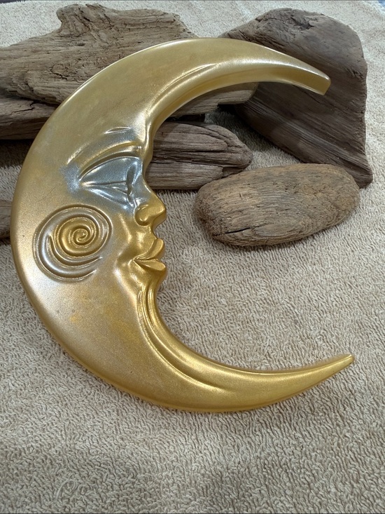 Handmade Other - Decorative Gold Crescent Moon Wall Sculpture - Unbranded